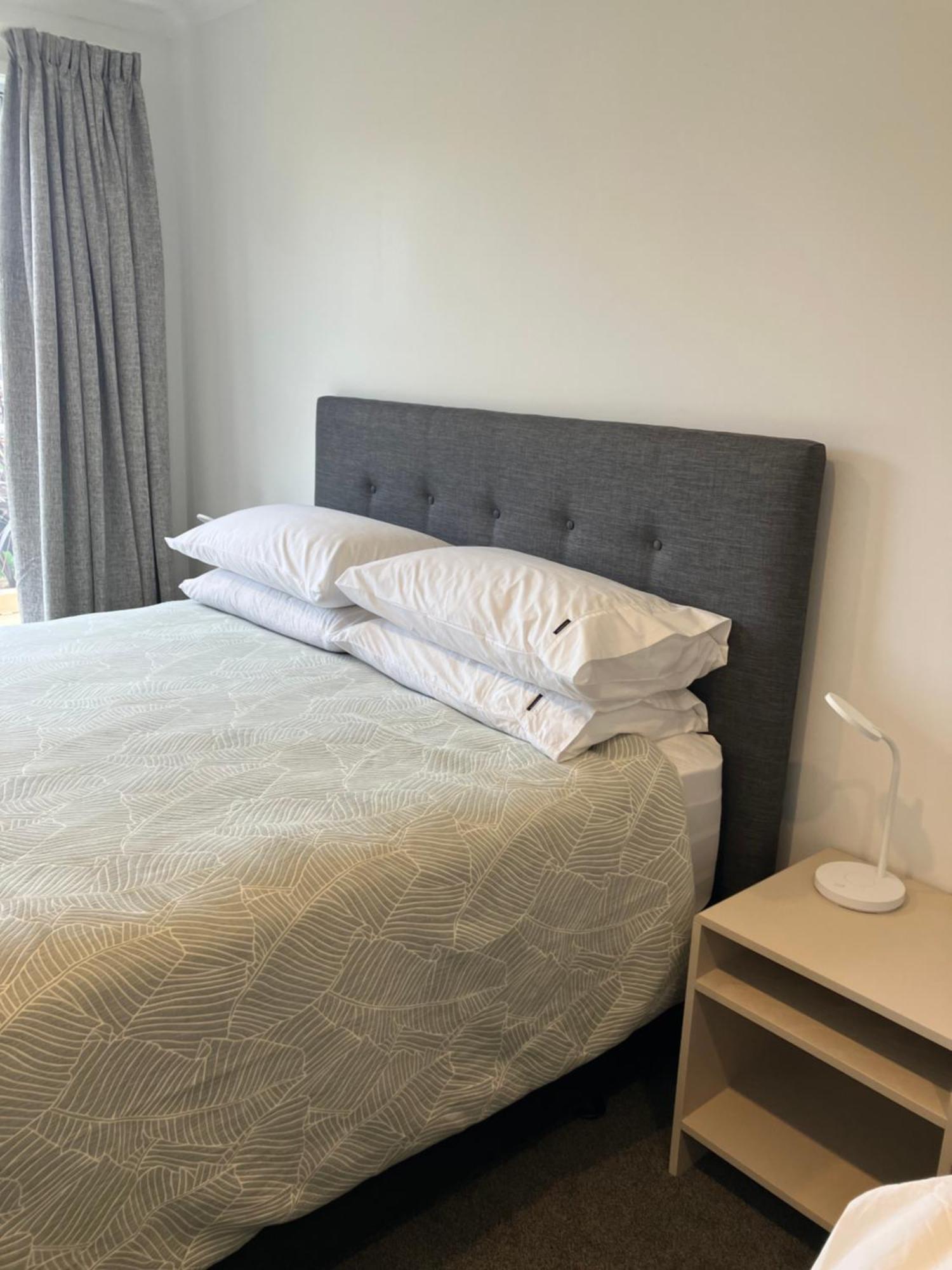 Tripinn Modern Motels & Affordable Accommodation Westport Esterno foto