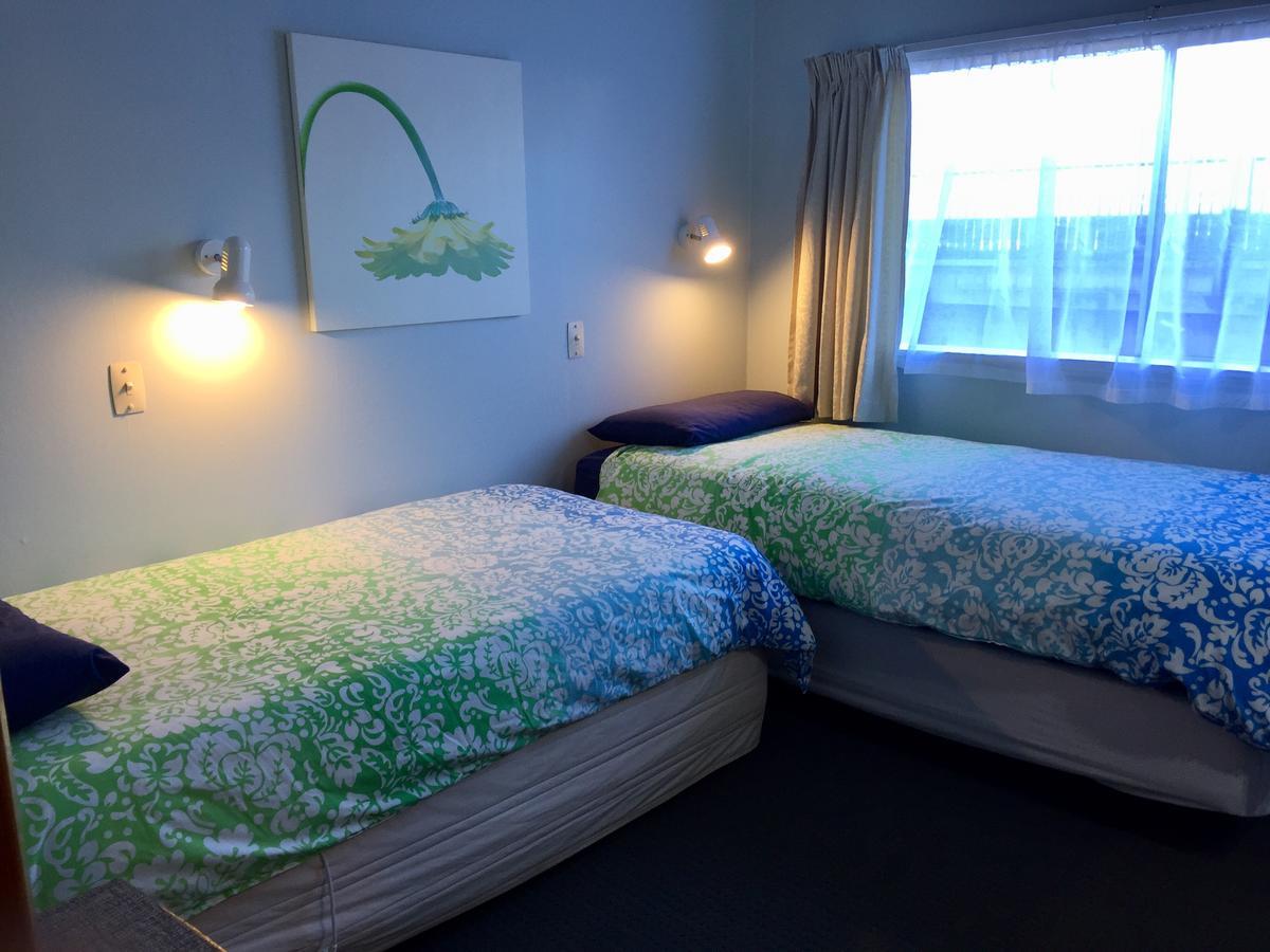 Tripinn Modern Motels & Affordable Accommodation Westport Esterno foto