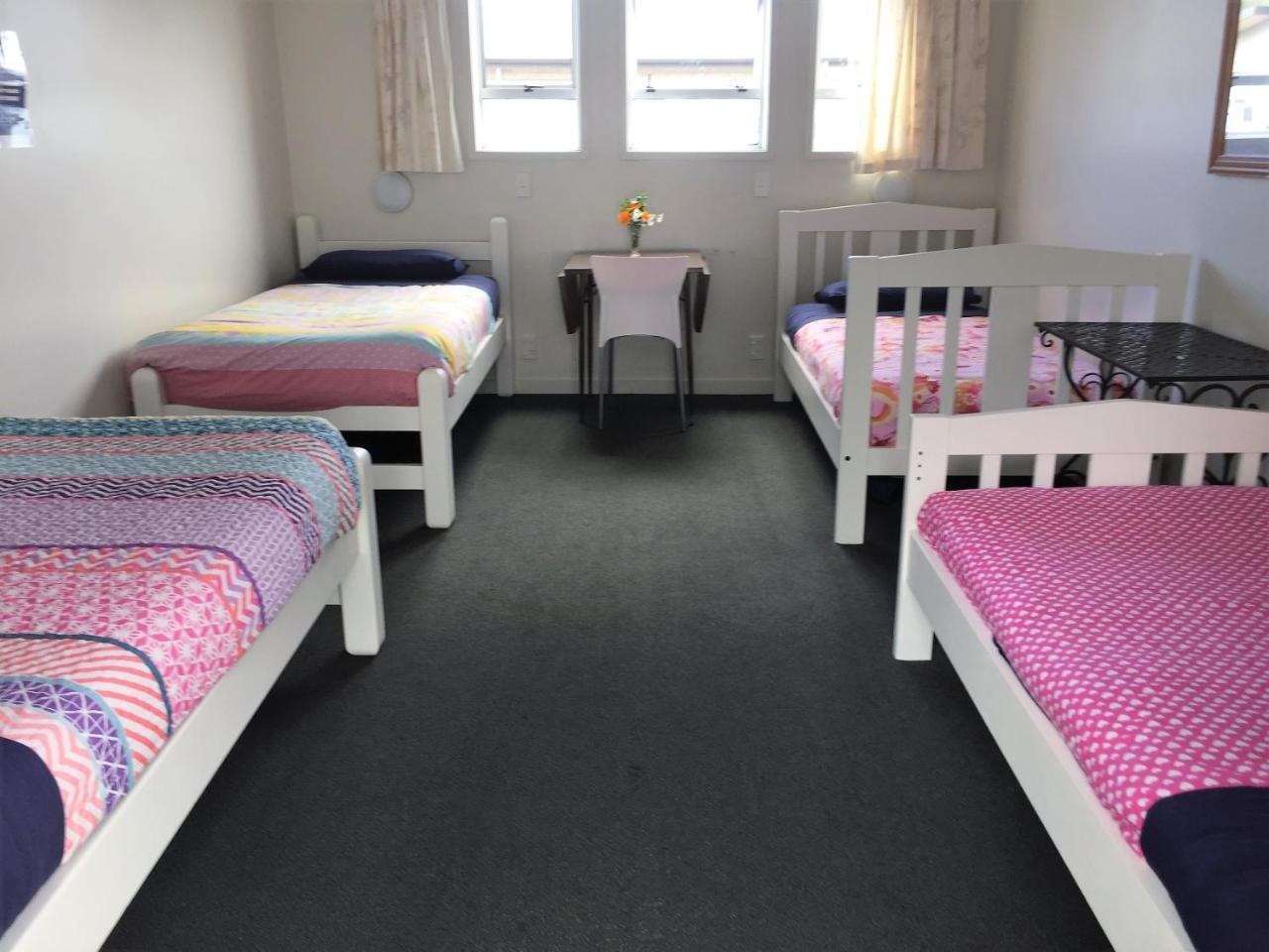 Tripinn Modern Motels & Affordable Accommodation Westport Esterno foto